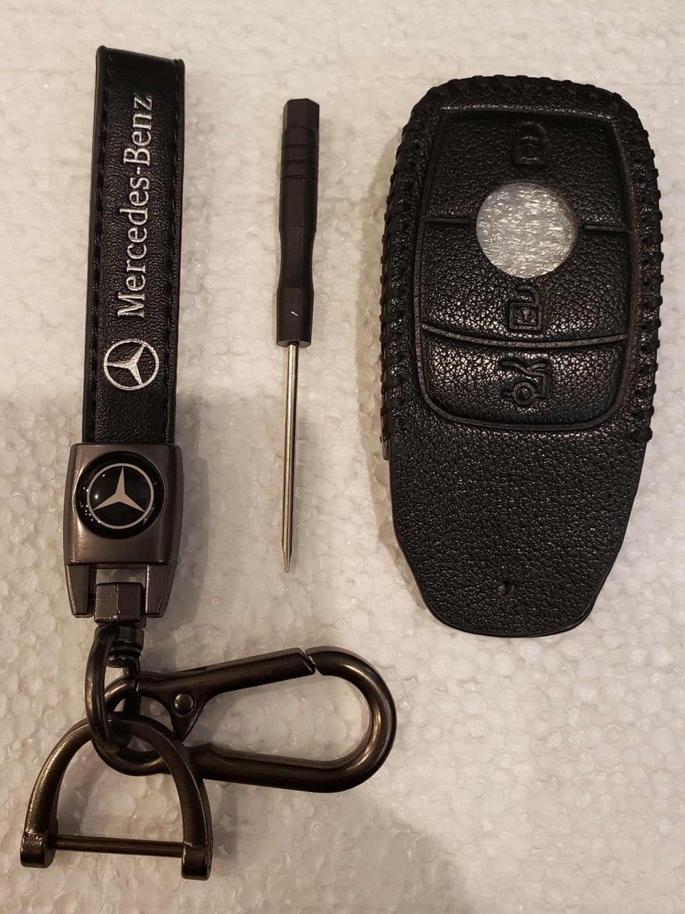 MERCEDES BENZ Black & Silver Leather Dark Gray Keychain & Car Key Fob Case Cover
